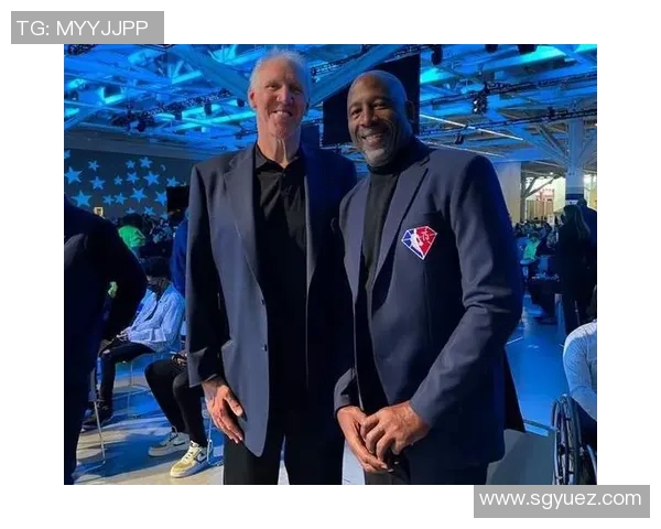 沃顿与姚明的篮球传奇：从对决到友谊的跨越之旅